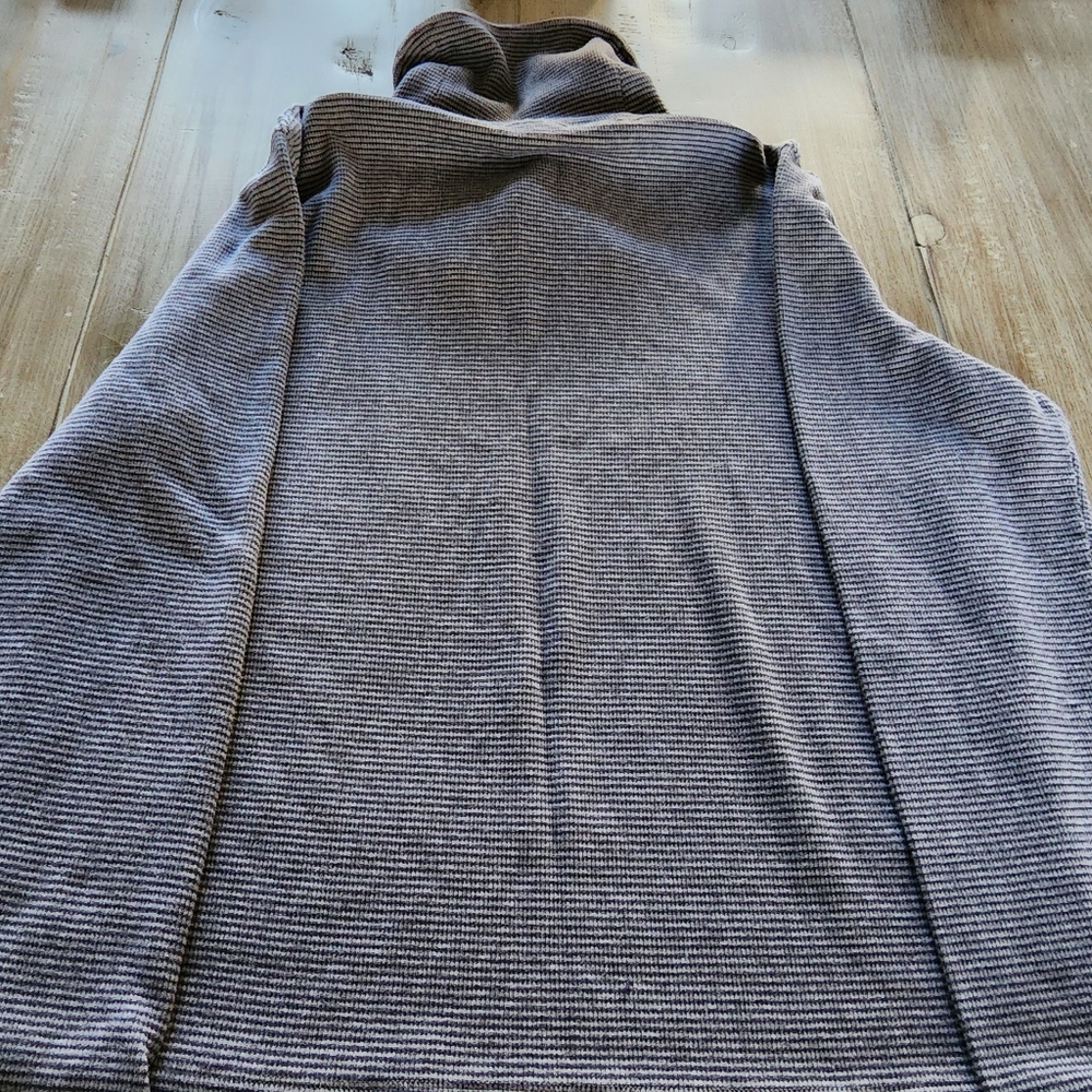 MEN'S MICHAEL KORS TOP - Picture 2 of 4
